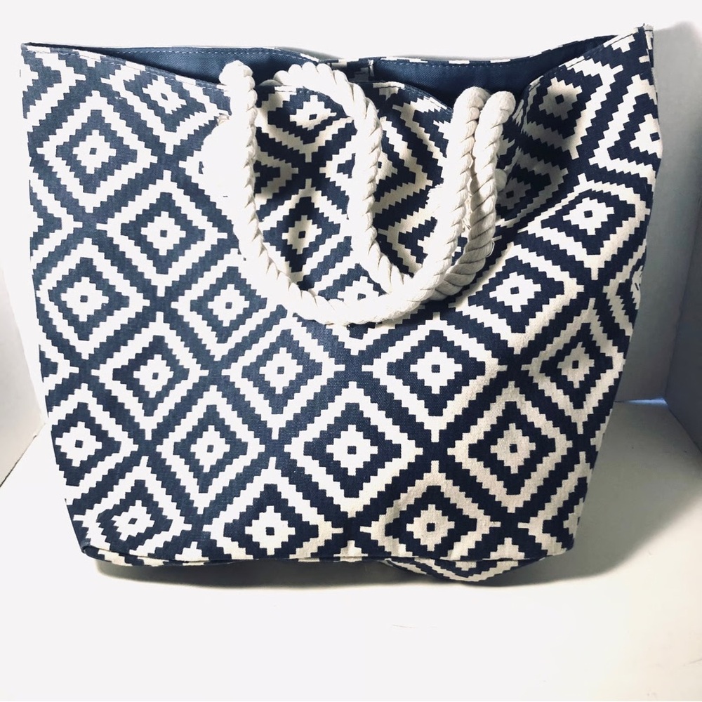 Tote Bag by Summer & Rose - Navy Blue - Picture 9 of 12